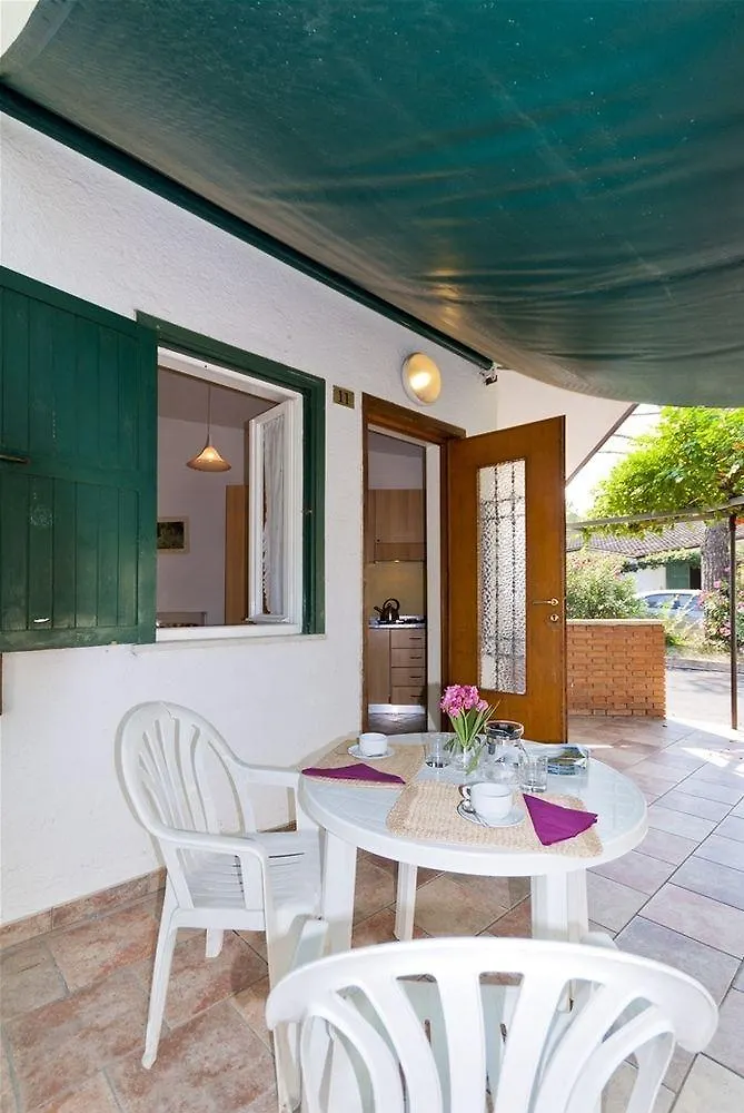 ברדולינו Happy Camp Mobile Homes In Camping Cisano San Vito אתר קמפינג